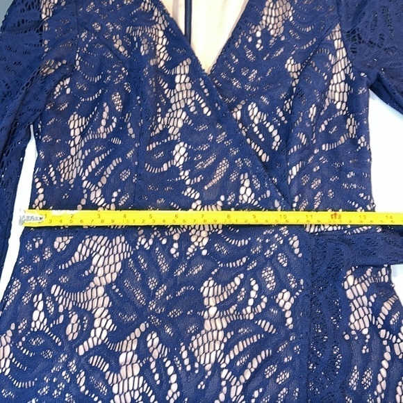 NWOT- $198 Lilly Pulitzer Tiki Wrap Dress Navy Lace Fully Lined Romper Small - Picture 11 of 15